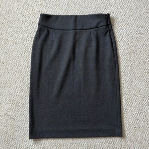 Comfortable knit skirt